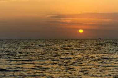 Deniz on Sunset. güzel gün batımı