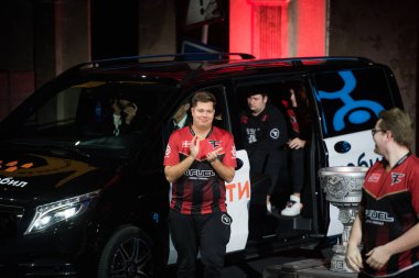 Moskova, Rusya - 27 Ekim 2018: Merkez üssü Counter Strike: küresel saldırgan esports olay. Klan Takım Faze getirilmesi. Oyuncu Finn karrigan Andersen bir sahne.