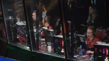 Yerel 4K UHD çözünürlüklü editör görüntüleri tam kare kamera üzerinde.