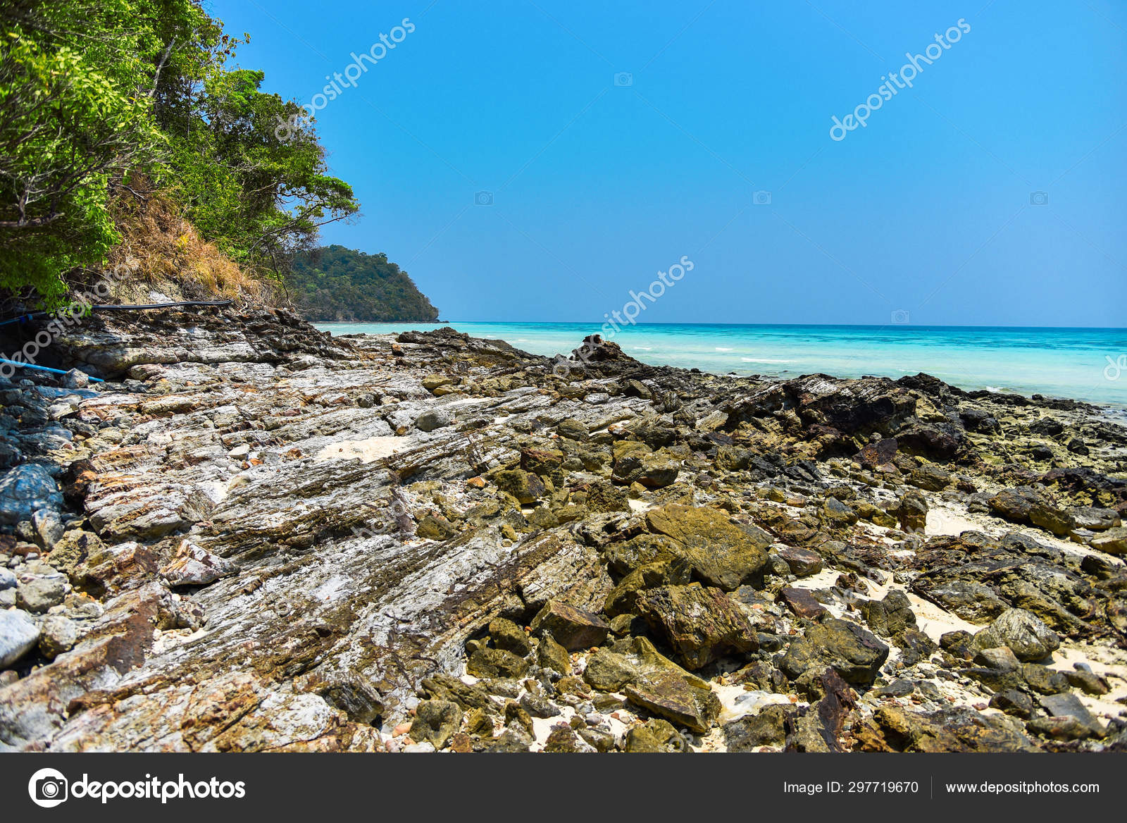 Tropical paradise beach Thailand seascape lagoon — Stock Photo