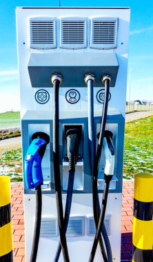 Şarj istasyonu elektrikli arabalar için. Güç servis istasyonu