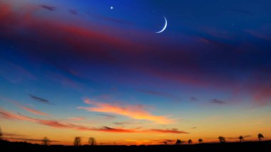  Ramazan arka plan. Yarım ay ve yıldız. Güzel yıldızı. Günbatımı ve new moon. Güzel gökyüzü
