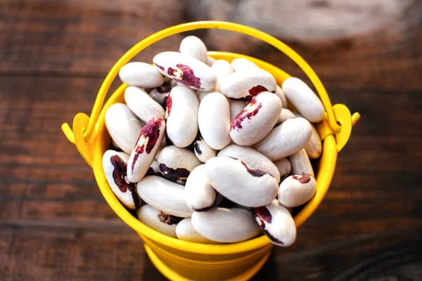 Witte Bonen Kleurrijke Variëteit Bonen Gemengd Een Houten Tafel Eten — Stockfoto