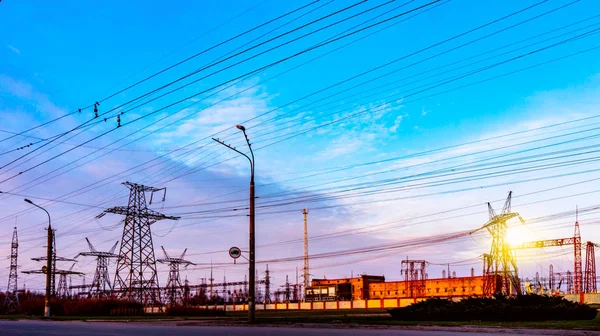 Centrale Elettrica Sottostazione Trasformazione Paesaggio Industriale Linee Elettriche — Foto Stock