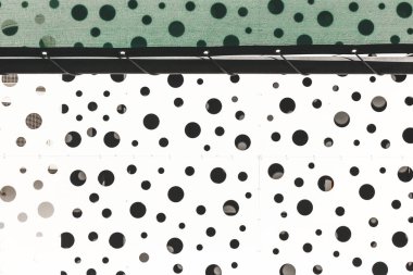 Rastgele boyut noktaları olan soyut desen