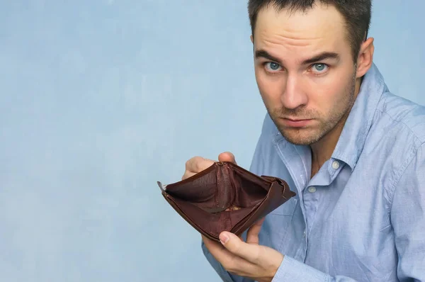 Bancarrota Persona Negocios Con Una Cartera Vacía Hombre Mostrando Cartera — Foto de Stock