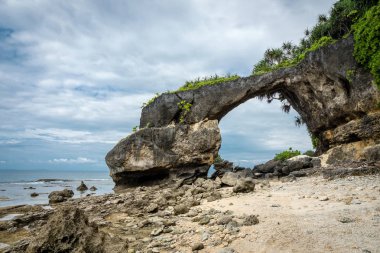 bir kısmı deniz kemer Neil Adası, Andaman ve Nicobar, Hindistan. Doğal köprü, adanın ana çekim.