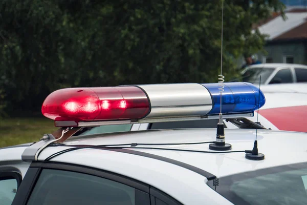 Eine Nahaufnahme Einer Abgerissenen Rotationsbake Eines Polizeiautos Cop Auto Dach — Stockfoto