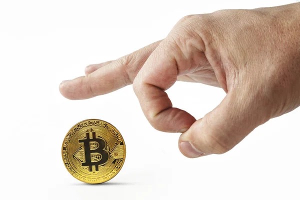Αρσενικό Δάχτυλα Αποδιώξω Χρυσή Bitcoin Λευκό Φόντο Απομόνωση Του Ανθρώπου — Φωτογραφία Αρχείου