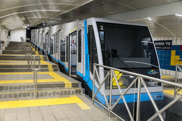 Carmelit Een Ondergrondse Kabelspoorweg Één Van Kleinste Metro Wereld Slechts — Stockfoto