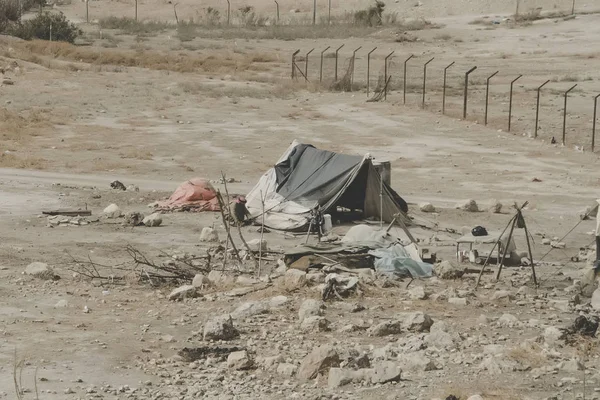막에는 베두인족의 집들이 세계의 지역입니다 텐트에 베두인이었습니다 요르단의 — 스톡 사진