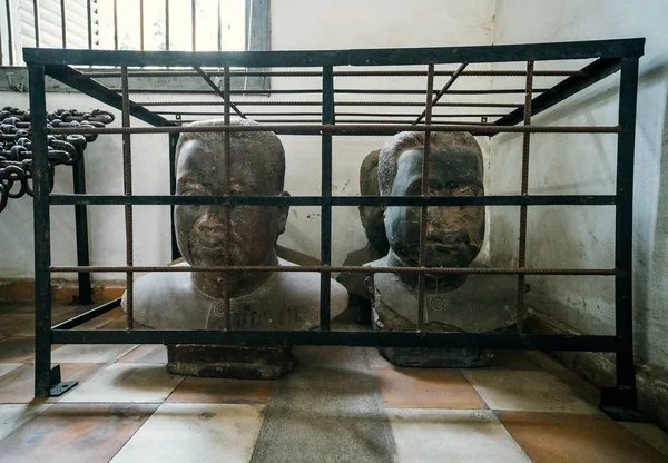Prison Cell of S21 the notorious torture prison by the khmer rouge at Phnom Penh on Cambodia — Stock Photo, Image