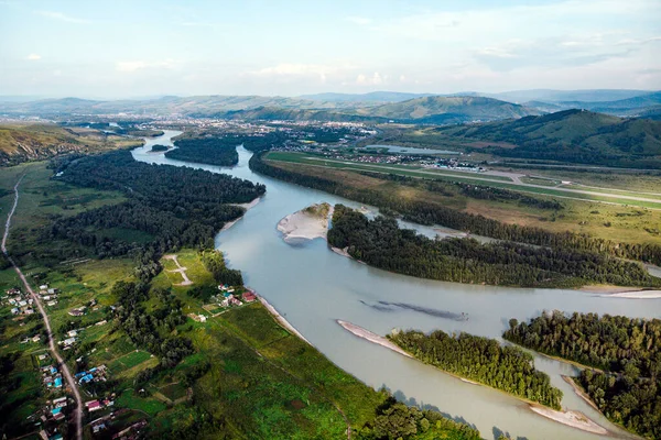 Dorp Rusland Altai Gebergte Huizen Katun Rivier Bovenaanzicht Bergrivier Het — Stockfoto