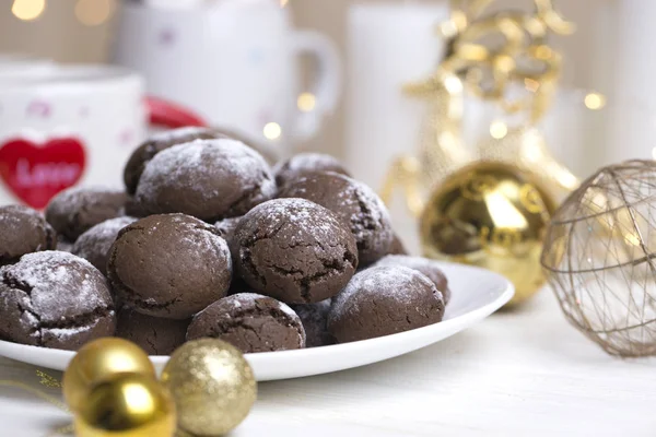 Galletas Brownie Chocolate Polvo Azúcar Galletas Chocolate Con Fondo Navideño — Foto de Stock