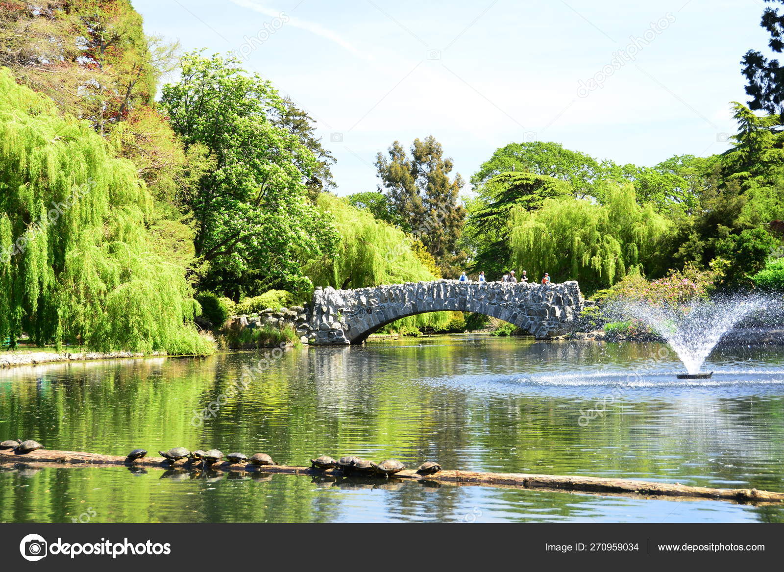 Beacon Hill Park, Victoria, B.C., Canada - Park Review