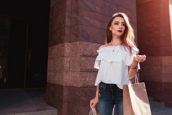 Beautiful Stylish Young Woman Shopping Bags Walking Out Shopping Center — Stock Photo, Image