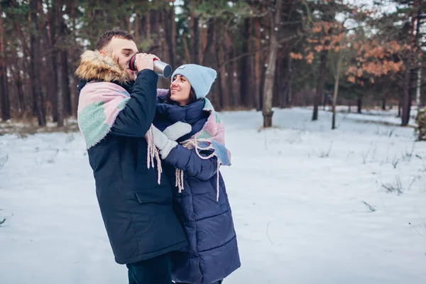 Beautiful Loving Couple Walking Winter Forest Together People Drinking Hot — Stock Photo, Image