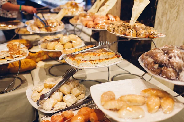 Різноманітність Хліба Їдальні Готелю Асортимент Їжі Всі Включені — стокове фото