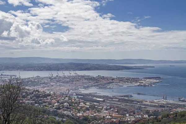Monte Grisa Beliebter Aussichtspunkt Hoch Über Trieste — Stockfoto