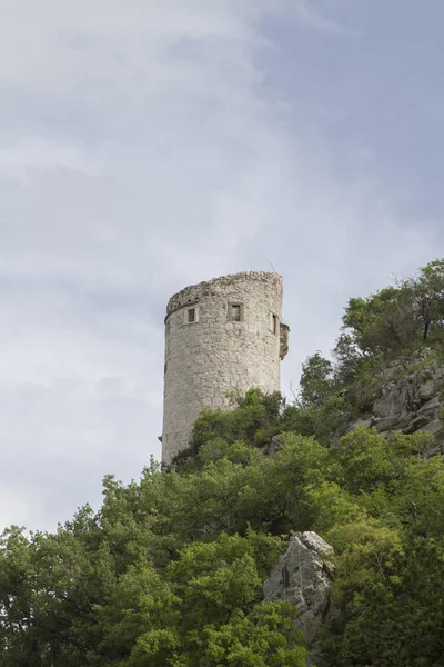 Toren Boven Het Dorp Podpec — Stockfoto