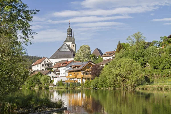 Die Kreisstadt Regen Liegt Idyllisch Ufer Des Gleichnamigen Flusses Regierungsbezirk — Stockfoto