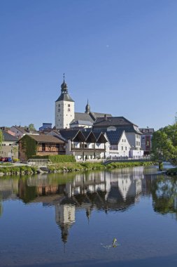 Regen ilçe kasaba şiirsel aynı adı içinde idari bölgesi Lower Bavaria Nehri üzerinde yer almaktadır