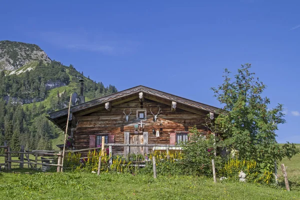 Idílico Grabenbergalm Com Pequena Capela Montanha Estão Parte Tirolesa Das — Fotografia de Stock