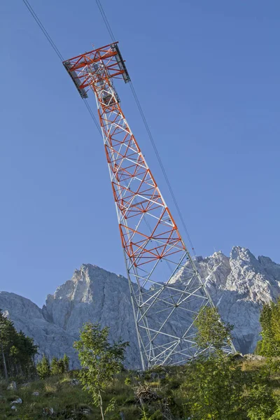 Med Den Nybyggda Linbanan Till Zugspitze Tysklands Högsta Punkt — Stockfoto