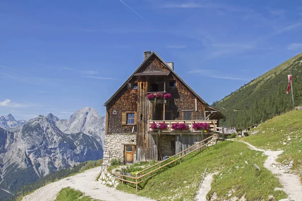 Plumsjoch Hut Een Populaire Bestemming Voor Wandelaars Mountainbikers Karwendel — Stockfoto