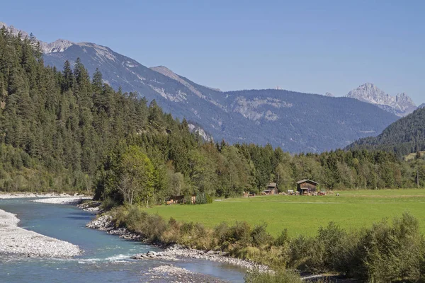 Den Imponerande Bred River Valley Lech Tyrolen Designerades Ett Naturområde — Stockfoto