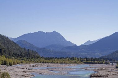 Tyrol'deki / daki Lech heybetli geniş nehir Vadisi tabiatı koruma alanı tayin edilen ve Tirol Lech Doğa Parkı denir