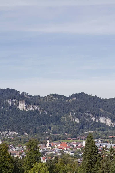Reutte Znajduje Się Dorzeczu Lechtal Tyrolu — Zdjęcie stockowe