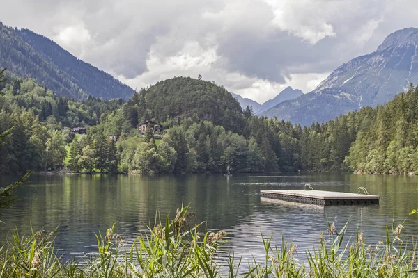 Lago Piburg Idilliaco Lago Montagna Val Oetztal Stato Elevato Monumento — Foto Stock