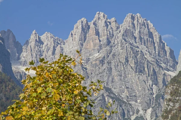 Brenta Hegység Hegyi Csoport Amely Nyugatra Adige Elhelyezkedés Ellenére Továbbra — Stock Fotó