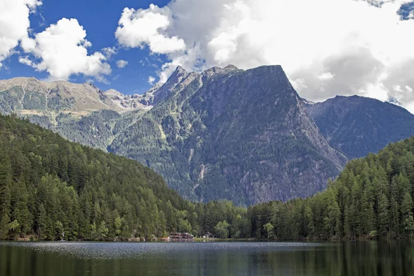 Lago Piburg Idílico Lago Montaña Oetztal Sido Elevado Monumento Natural —  Fotos de Stock