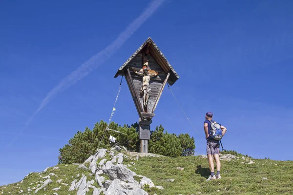 Zirve Çapraz Karwendel Dağ Silsilesi Içinde Satteljoch Kuzeyinde Plumsjoch Kulübe — Stok fotoğraf