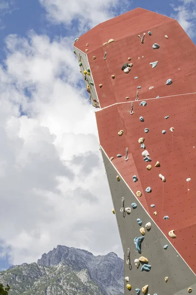 Medio Leongang Estas Audaces Formaciones Escalada Artificial Han Construido Haciendo — Foto de Stock