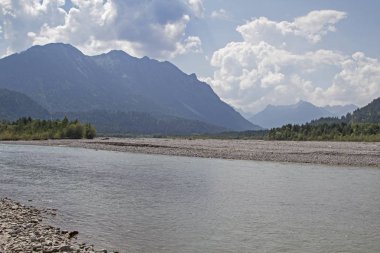 Tyrol'deki / daki Lech Vadisi