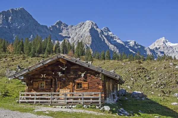 Ladizalm w górach Karwendel w Tyrolu — Zdjęcie stockowe