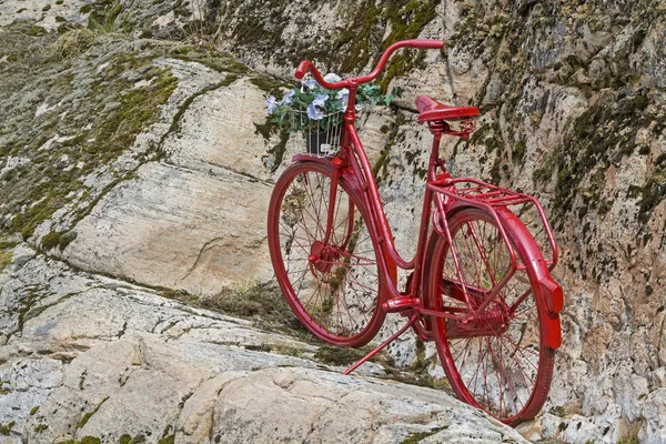 La moto de roca — Foto de Stock