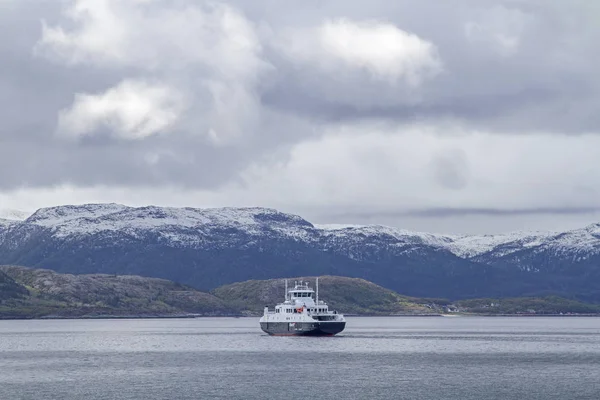 Veerboot naar Brekstad — Stockfoto