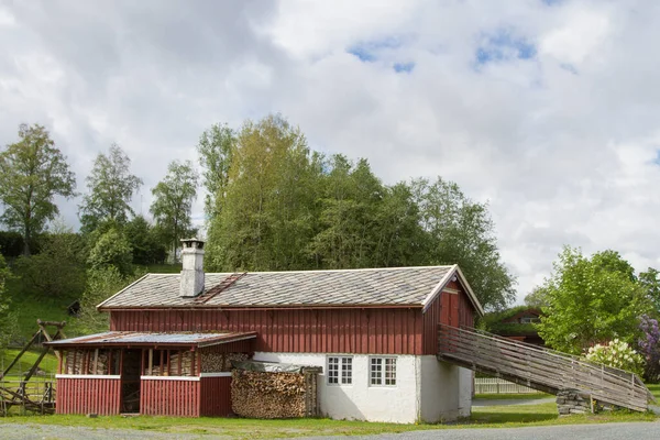 Edificio Agrícola Con Suelo Trilla Noruega —  Fotos de Stock