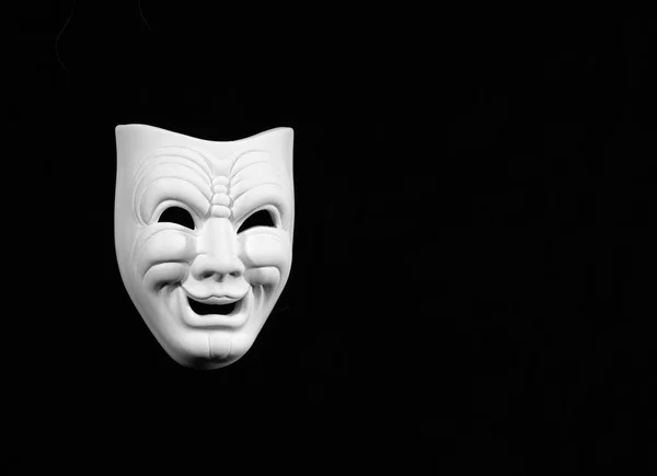 Theatermaske Zum Ausdruck Der Komödie Weiße Maske Auf Schwarzem Hintergrund — Stockfoto