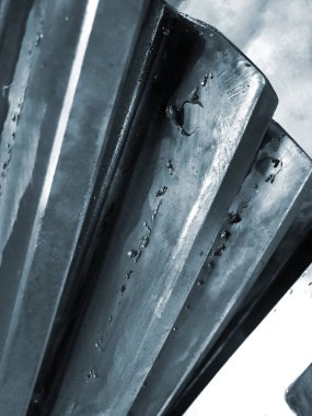 şanzıman vites dişleri tarafında mekanik hasar gösterilen ayrıntı