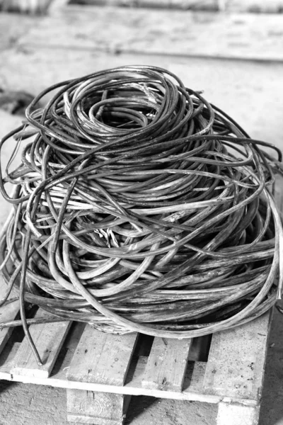 Cables eléctricos usados — Foto de Stock