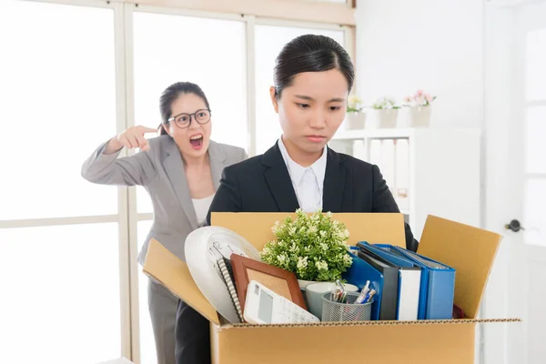 Asian Employee Scolded Mean Boss Shouted Yelled Failure Employee Office — Stock Photo, Image