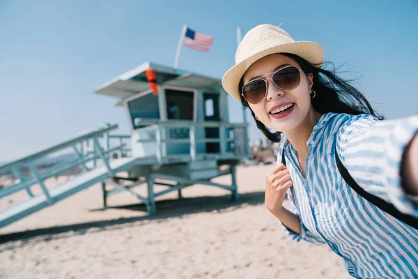 Female Traveler Taking Selfie Lifeguard Station Big Smile — Stock Photo, Image