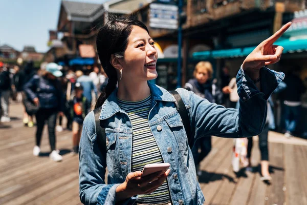 Young Girl Traveler Visit Farmer Market Pier San Francisco Asian — Stock Photo, Image