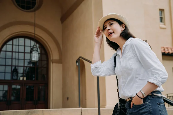 Beautiful College Girl Freshman Visiting New University New Semester Wearing — Stock Photo, Image