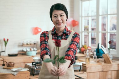 kadın gün ve ilişki kavramı